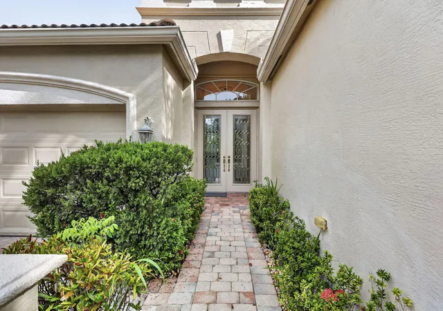 Photo 3 of Single family home for sale at 9937 Via Elegante, Wellington, FL 33411 | MLS# B26080279 | Listing updated on 2026-09-30