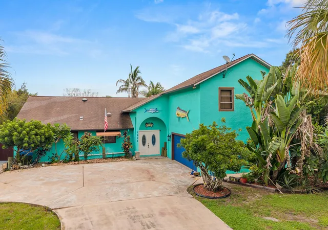 Photo 1 of Single family home for sale at 1271 Ne Sunrise Ter, Jensen Beach, FL 34957 | MLS# B26080332 | Listing updated on 2026-09-30