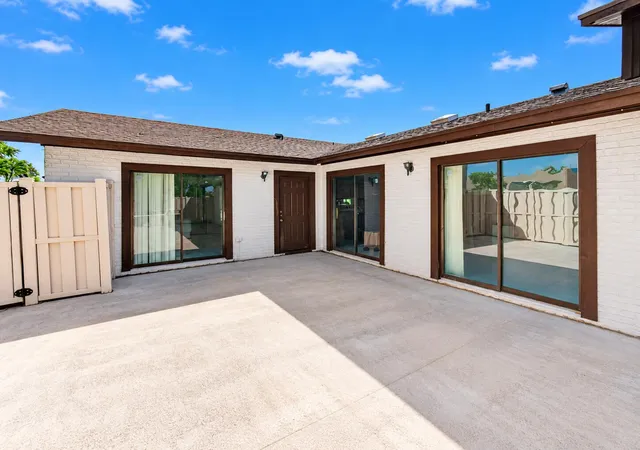 Photo 3 of Townhouse for sale at 9844 Boca Gdns Cir N #A, Boca Raton, FL 33496 | MLS# B26080355 | Listing updated on 2026-10-10