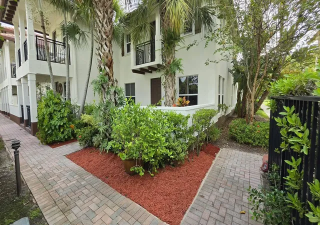 Townhouse for sale at 4726 Monarch Way, Coconut Creek, FL 33073 | MLS# B26080385