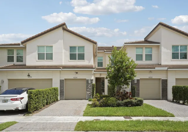 Photo 1 of Townhouse for sale at 4334 Veleiros Ave, Deerfield Beach, FL 33064 | MLS# B26080388 | Listing updated on 2026-10-10