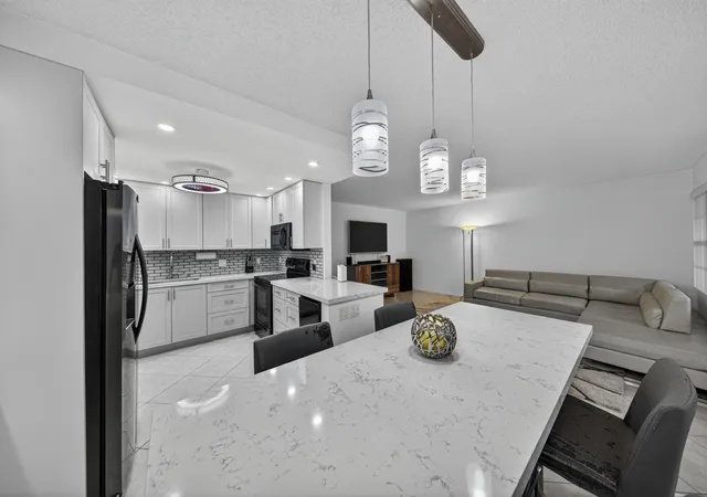 Photo 4 of Condo for sale at 1904 Bermuda Cir #D1, Coconut Creek, FL 33066 | MLS# B26080399 | Listing updated on 2026-10-08