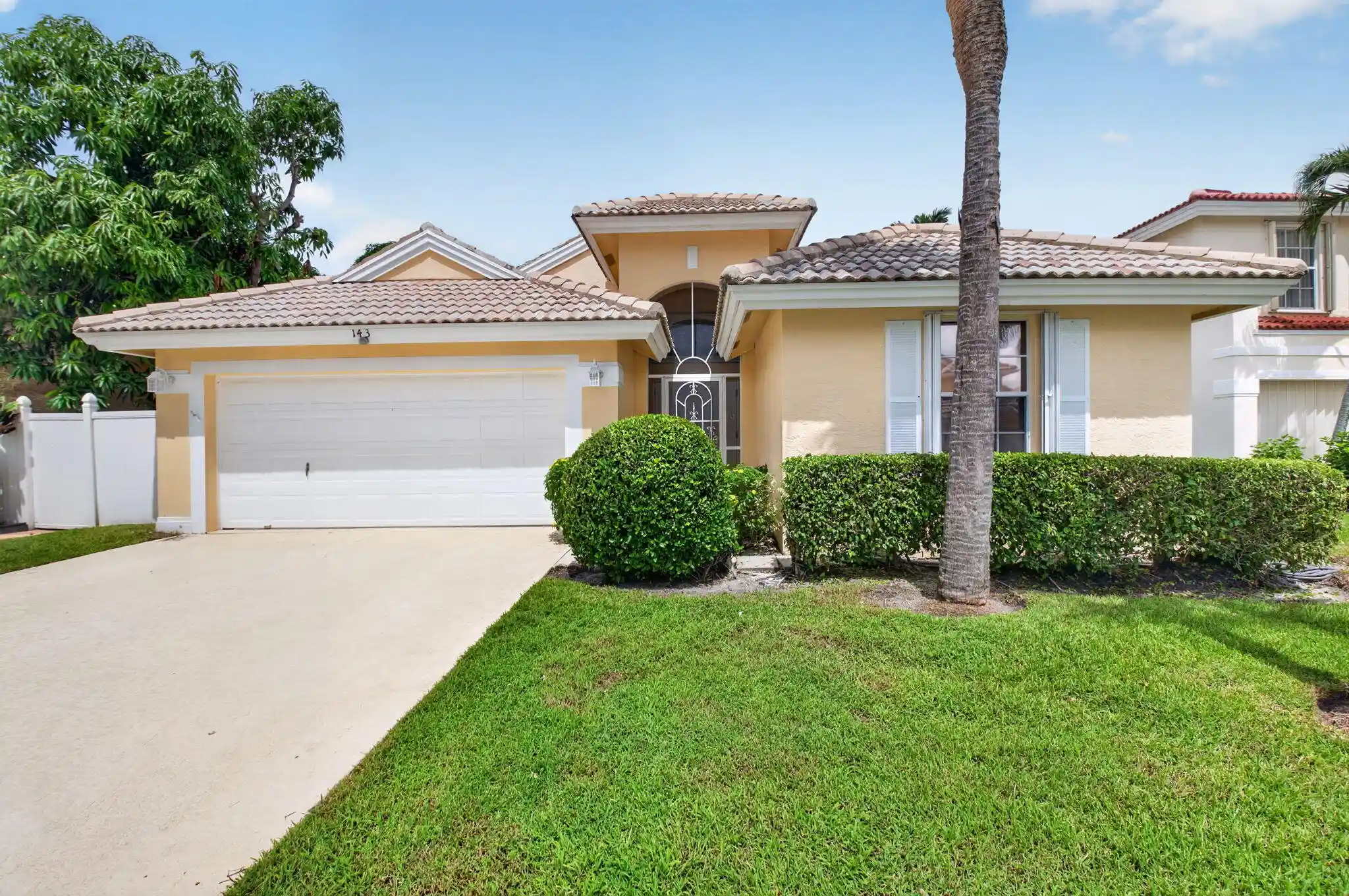 Photo 1 of Single family home for sale at 143 Citrus Park Cir, Boynton Beach, FL 33436 | MLS# B26080420 | Listing updated on 2026-10-22