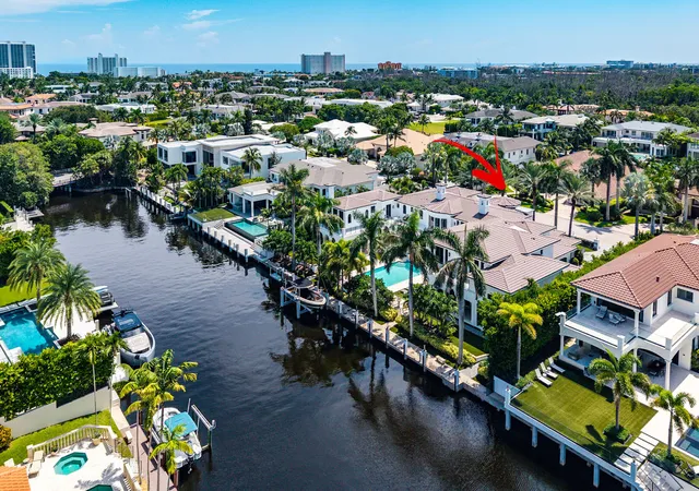 Photo 3 of Mansion for sale at 251 W Coconut Palm Rd, Boca Raton, FL 33432 | MLS# B26080428 | Listing updated on 2026-10-07