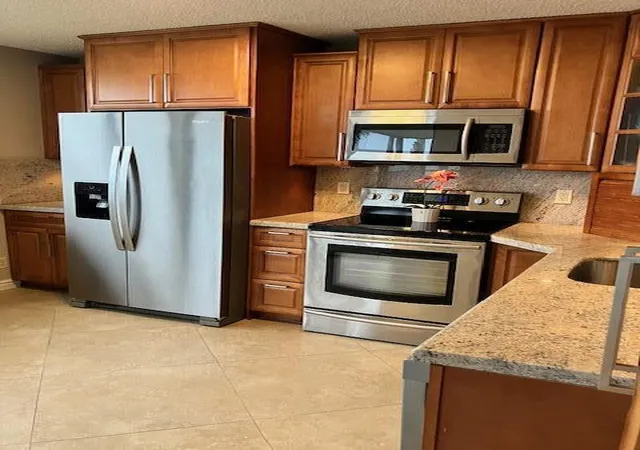 Photo 3 of Condo for sale at 106 Lake Emerald Dr #Apt 114, Oakland Park, FL 33309 | MLS# B26080429 | Listing updated on 2026-10-10