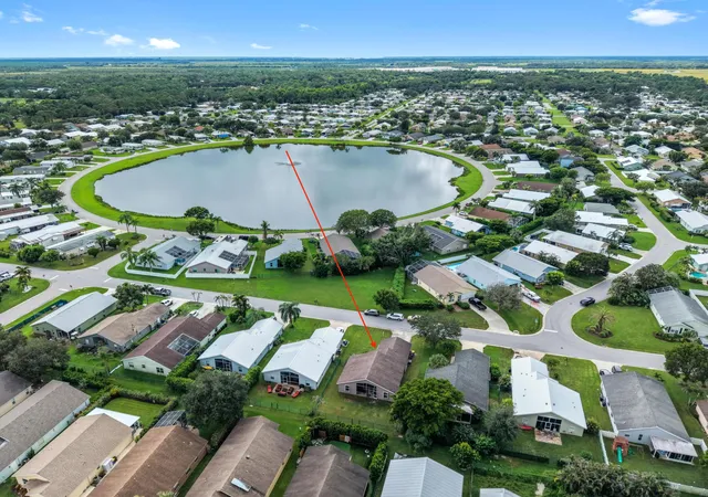 Photo 4 of Single family home for sale at 2705 SW Riviera Rd, Stuart, FL 34997 | MLS# B26080495 | Listing updated on 2026-10-10