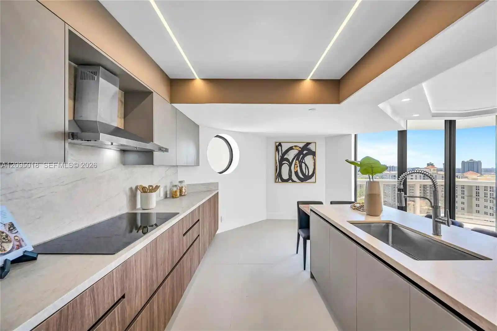 Condo for sale at 20185 E Country Clb Dr #1904, Aventura, FL 33180 | MLS# A12095018