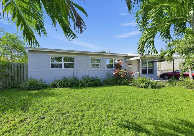 Photo 2 of Single family home for sale at 1209 W 26th Court, Riviera Beach, FL 33404 | MLS# B26080626 | Listing updated on 2026-10-06
