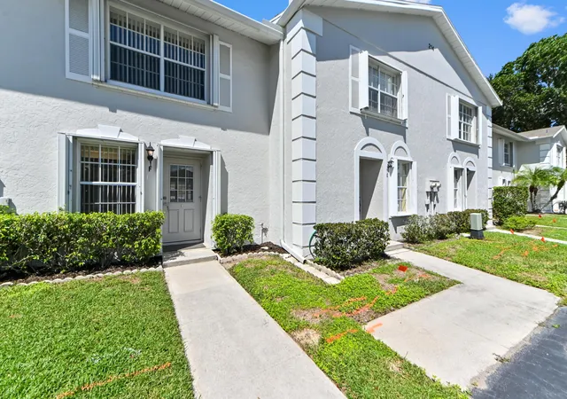 Photo 3 of Townhouse for sale at 214 Foxtail Dr #F, Greenacres, FL 33415 | MLS# B26080684 | Listing updated on 2026-10-10