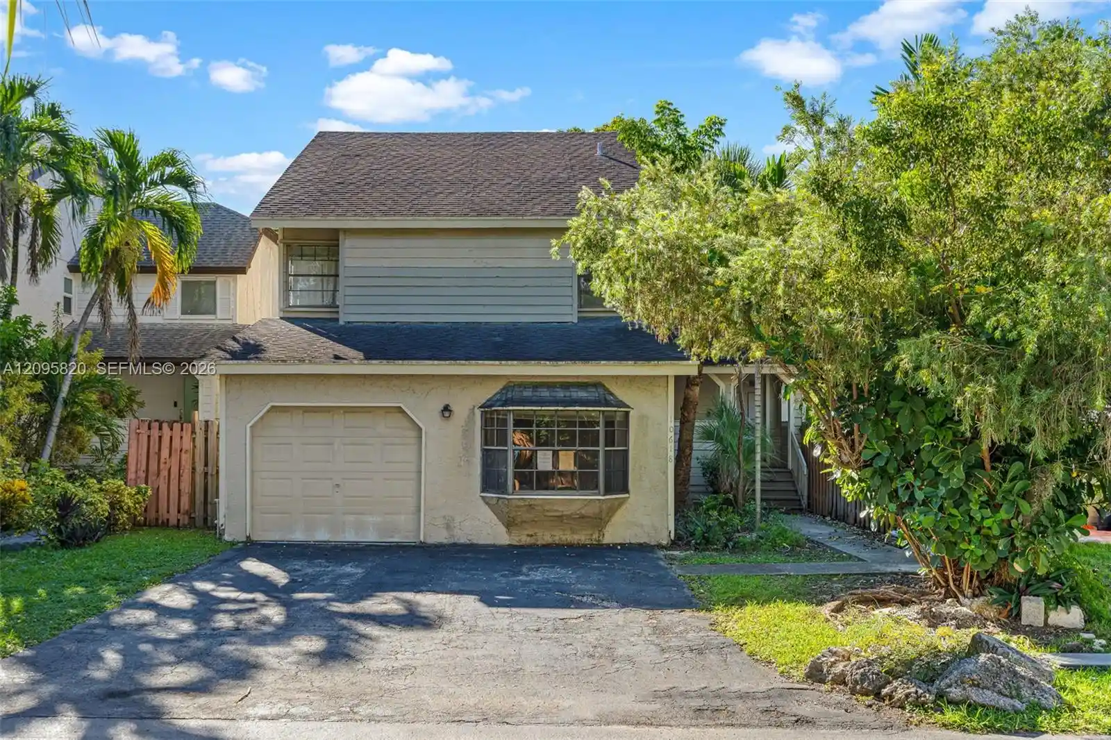 Photo 1 of Sale Pending at 10618 Sw 148th Avenue Dr, Miami, FL 33196 | MLS# A12095820 | Listing updated on 2026-10-22