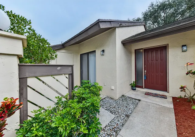 Photo 1 of Single family home for sale at 13 Bay Cedar Ct, Royal Palm Beach, FL 33411 | MLS# B26080733 | Listing updated on 2026-10-10