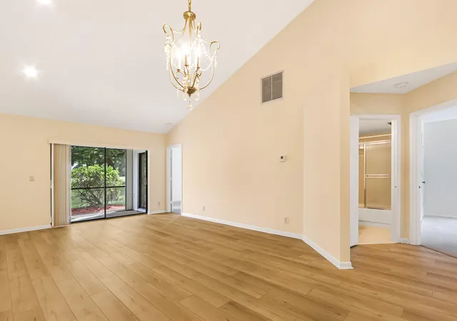 Photo 4 of House for sale at 234 Par Dr, Royal Palm Beach, FL 33411 | MLS# B26080788 | Listing updated on 2026-10-02