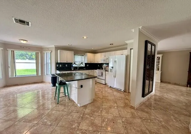 Photo 3 of Single family home for sale at 3609 Newport Ave, Boynton Beach, FL 33436 | MLS# B26081000 | Listing updated on 2026-10-10