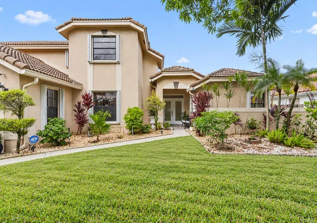 Photo 3 of Single family home for sale at 1855 Nw 106th Terrace, Plantation, FL 33322 | MLS# B26081019 | Listing updated on 2026-10-04