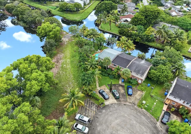 Photo 31 of Townhouse for sale at 247 Sunshine Dr, Coconut Creek, FL 33066 | MLS# B26081024 | Listing updated on 2026-10-08