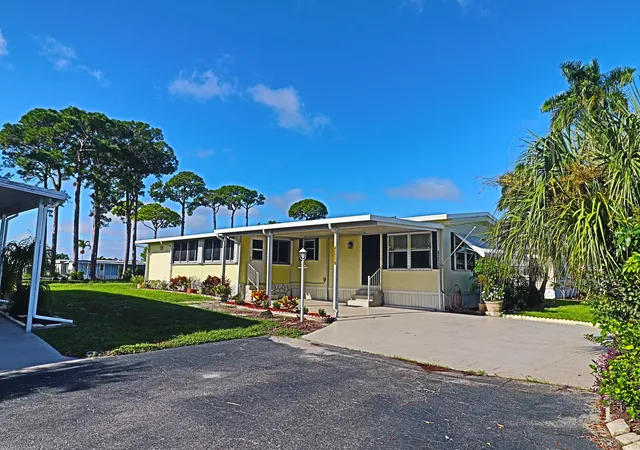 Photo 3 of Manufactured home for sale at 42016 Jima Bay, Boynton Beach, FL 33436 | MLS# B26081130 | Listing updated on 2026-10-03
