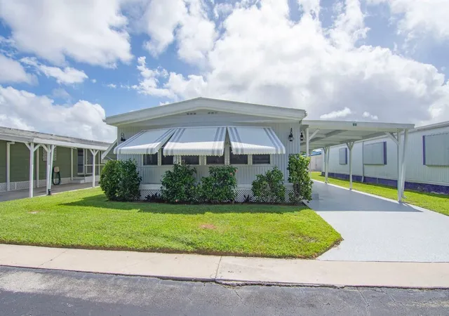Photo 3 of Manufactured home for sale at 4800 Se Federal Hwy #65, Stuart, FL 34997 | MLS# B26081200 | Listing updated on 2026-09-27
