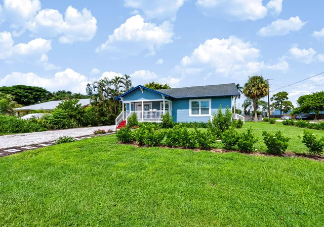 Photo 1 of Single family home for sale at 1566 Nw 9th Avenue, Stuart, FL 34994 | MLS# B26081264 | Listing updated on 2026-10-07