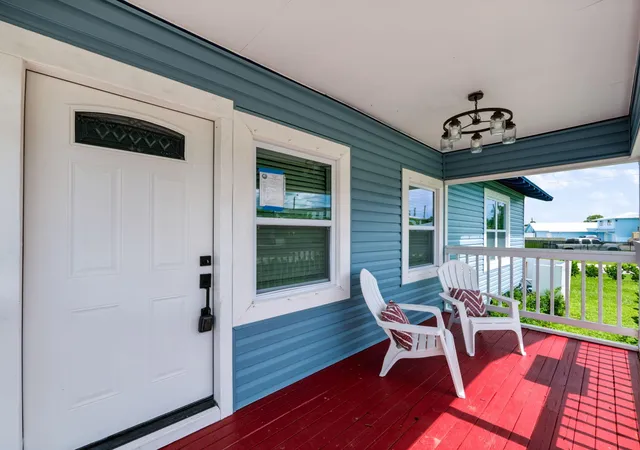 Photo 4 of Single family home for sale at 1566 NW 9th Avenue, Stuart, FL 34994 | MLS# B26081264 | Listing updated on 2026-10-07