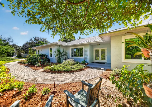 Photo 1 of Single family home for sale at 2718 Nw Florida Ave, Stuart, FL 34994 | MLS# B26081268 | Listing updated on 2026-10-10