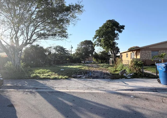 Land for sale at 1149 W 34th Street, Riviera Beach, FL 33404 | MLS# B26081484