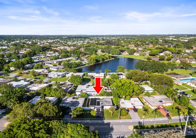 Photo 2 of Single family home for sale at 6408 Brookwood Blvd, Tamarac, FL 33321 | MLS# B26081544 | Listing updated on 2026-10-04