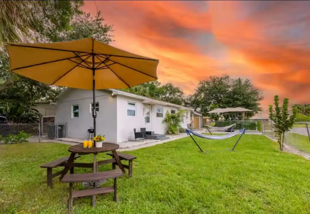 Multi family home for sale at 928 Flamingo Dr, West Palm Beach, FL 33401 | MLS# B26081548