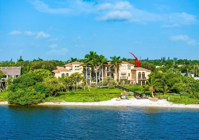 Townhouse for sale at 910 Via Villagio, Hypoluxo, FL 33462 | MLS# B26081557