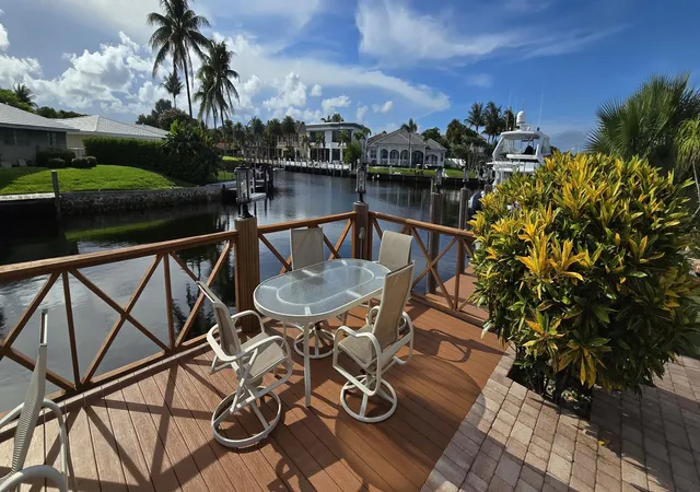 Photo 3 of Single family home for sale at 4011 NE 27th Terrace, Lighthouse Point, FL 33064 | MLS# B26081594 | Listing updated on 2026-09-28