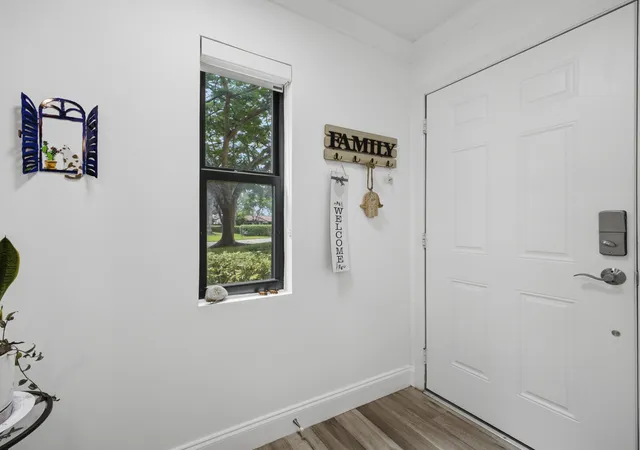 Listing Photo 4 - Condo for sale in building located at 21621 Arriba Real, Boca Raton, FL 33433 - Unit #1-I
