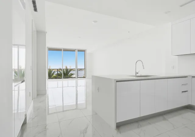 Condo for sale at 220 Lake Shore Dr #804, West Palm Beach, FL 33403 | MLS# B26081681