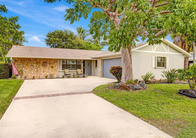 Single family home for sale at 1902 Eucalyptus Ave, Fort Pierce, FL 34949 | MLS# B26081717