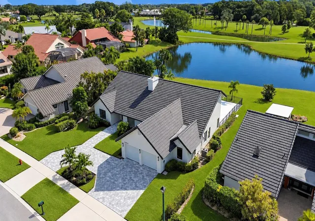 Photo 3 of Single family home for sale at 10941 Boca Woods Ln, Boca Raton, FL 33428 | MLS# B26081830 | Listing updated on 2026-10-10