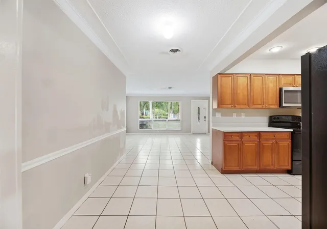 Photo 3 of Single family home for sale at 831 NW 43rd Avenue, Coconut Creek, FL 33066 | MLS# B26081863 | Listing updated on 2026-10-01
