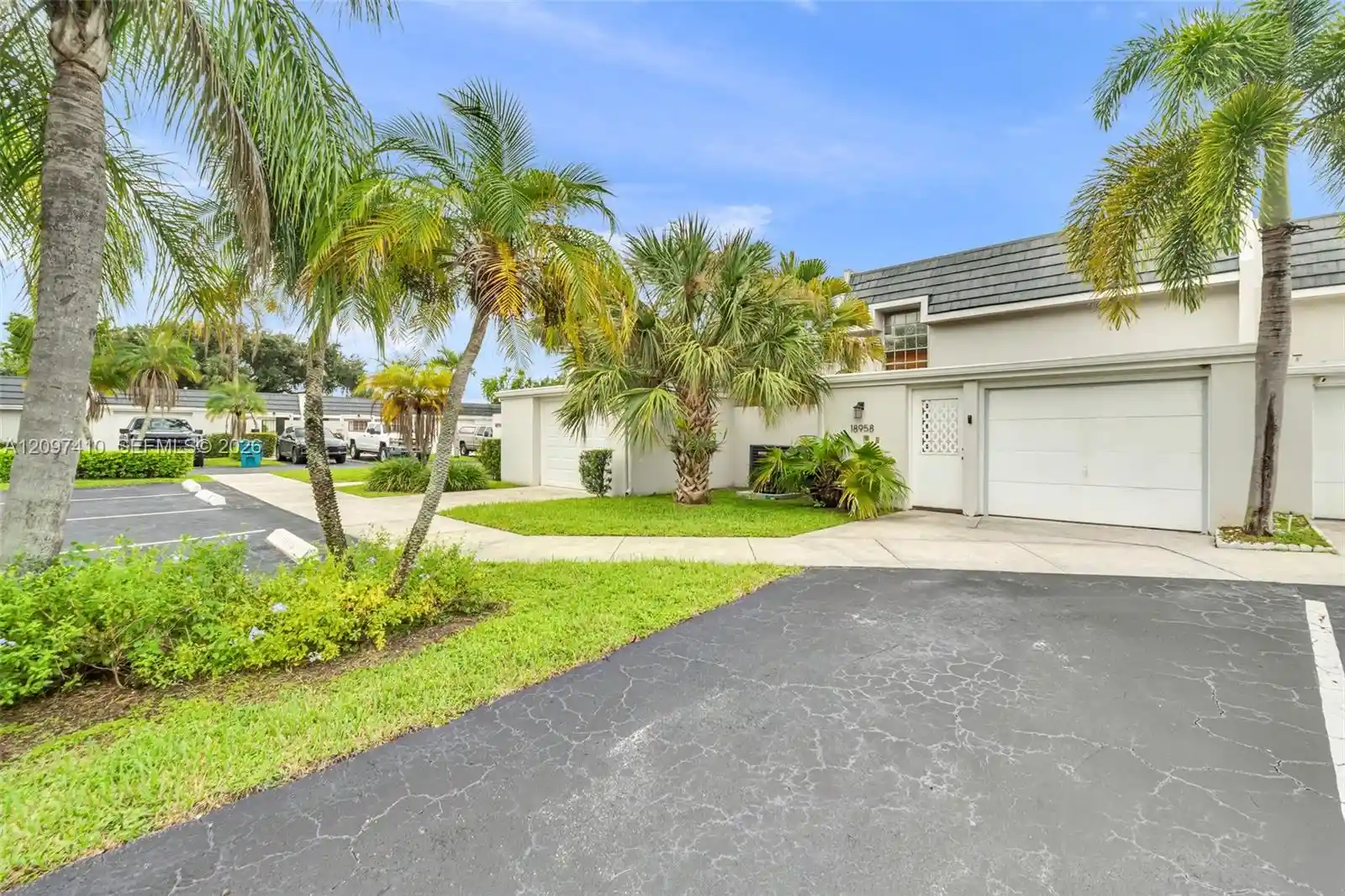 Townhouse for sale at 18958 Bobolink Dr, Hialeah, FL 33015 | MLS# A12097410