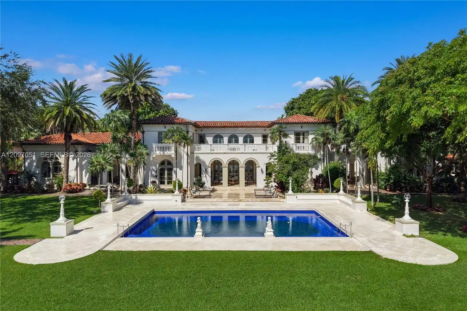 Photo 1 of Mansion for sale at 8901 Arvida Ln, Miami, FL 33156 | MLS# A12097051 | Listing updated on 2026-10-31