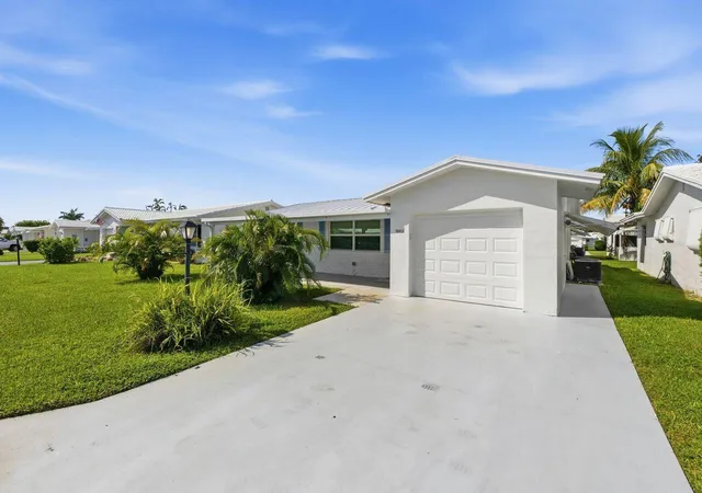 Photo 2 of Single family home for sale at 1003 Sw 17th Street, Boynton Beach, FL 33426 | MLS# B26081936 | Listing updated on 2026-10-10