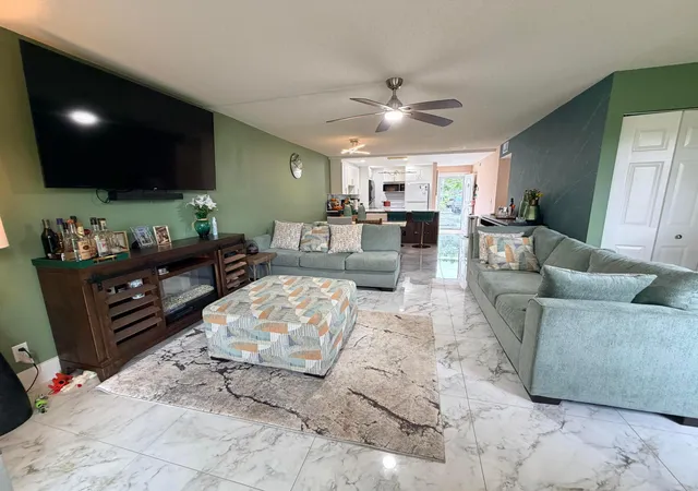 Photo 4 of Condo for sale at 6161 NW 2nd Avenue #123, Boca Raton, FL 33487 | MLS# B26081953 | Listing updated on 2026-10-10