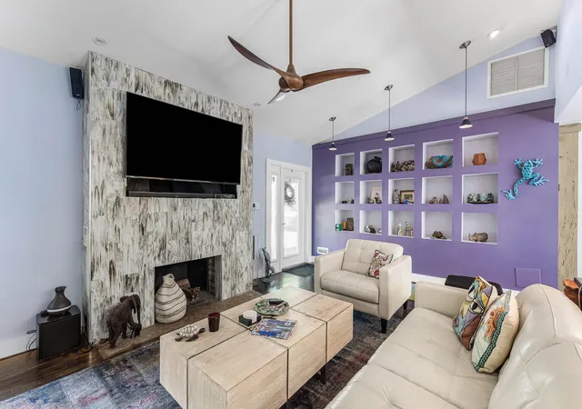 Photo 3 of Single family home for sale at 742 Park Dr W, Boca Raton, FL 33432 | MLS# B26081778 | Listing updated on 2026-10-01