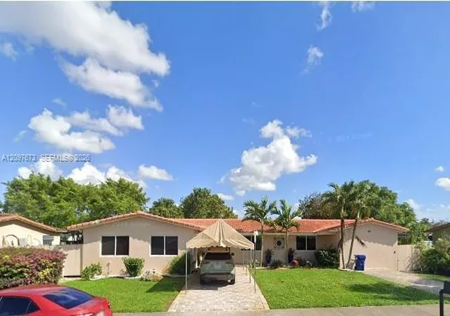 Single family home for sale at 405 SW 106th Avenue, Miami, FL 33174 | MLS# A12097673 | Listing updated on 2026-10-30