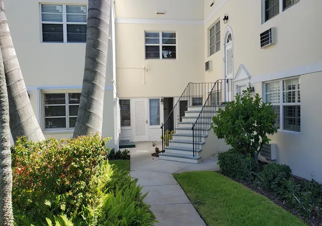 Condo for sale at 31 S Golfview Rd, Lake Worth Beach, FL 33460 | MLS# B26082084