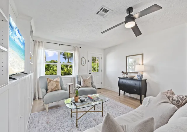Photo 4 of Single family home for sale at 1964 SE Lafayette St, Stuart, FL 34997 | MLS# B26082111 | Listing updated on 2026-10-10