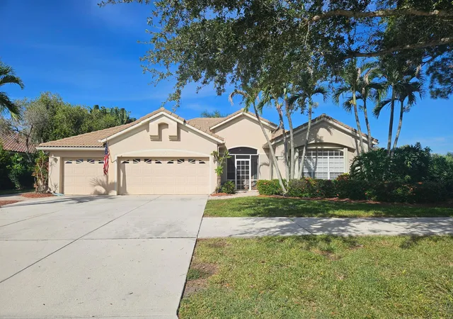 Photo 2 of Sale Pending at 909 Sw Lake Charles Cir, Port Saint Lucie, FL 34986 | MLS# B26082151 | Listing updated on 2026-10-09