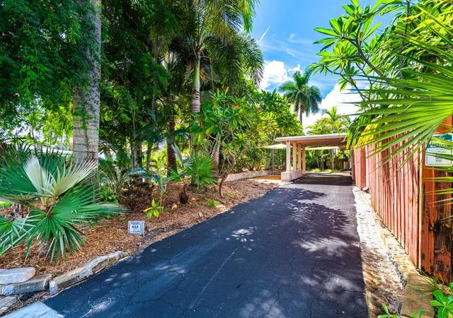 Photo 3 of Single family home for sale at 3697 Ne 16th Avenue, Oakland Park, FL 33334 | MLS# B26082202 | Listing updated on 2026-10-10