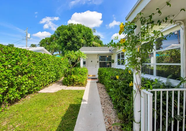 Photo 2 of Multi family home for sale at 217 Pine Ter, West Palm Beach, FL 33405 | MLS# B26082231 | Listing updated on 2026-10-09