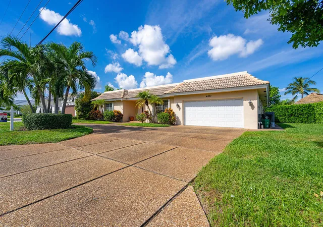 Photo 2 of Single family home for sale at 4471 NE 25th Avenue, Lighthouse Point, FL 33064 | MLS# B26082236 | Listing updated on 2026-09-30