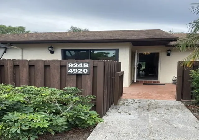 Single family home for sale at 4920 Sable Pine Cir #B, West Palm Beach, FL 33417 | MLS# B26082387