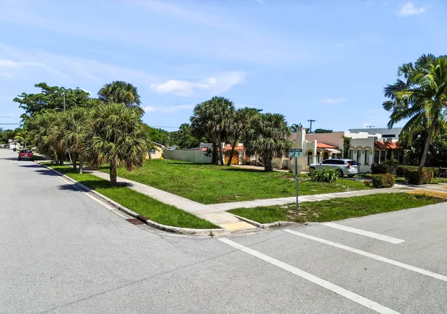 Photo 3 of Land for sale at 128 18th Avenue N, Lake Worth Beach, FL 33460 | MLS# B26082409 | Listing updated on 2026-10-10