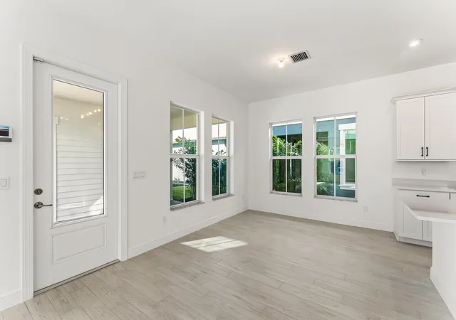 Photo 2 of Single family home for sale at 10630 Sw Pioneer Pkwy, Palm City, FL 34990 | MLS# B26082455 | Listing updated on 2026-10-08