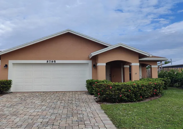 Photo 1 of Single family home for sale at 5795 Se Mitzi Ln, Stuart, FL 34997 | MLS# B26082493 | Listing updated on 2026-10-10